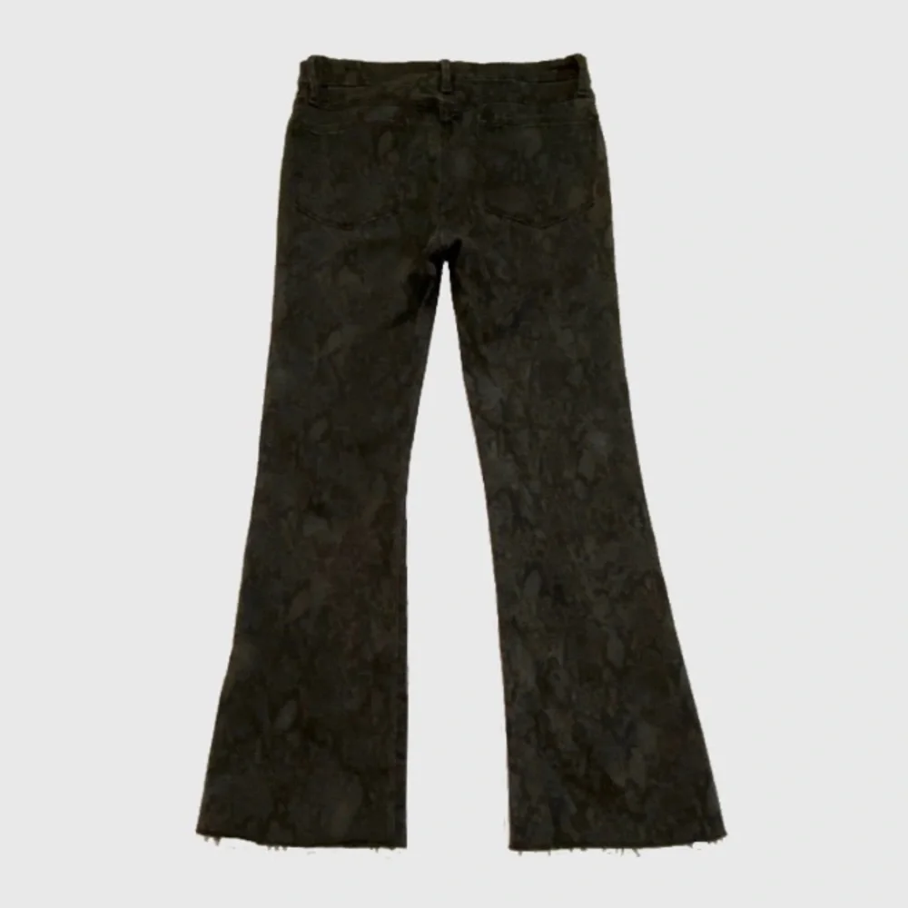Frame Le Crop Mini Boot Python Jeans - Picture 8 of 17